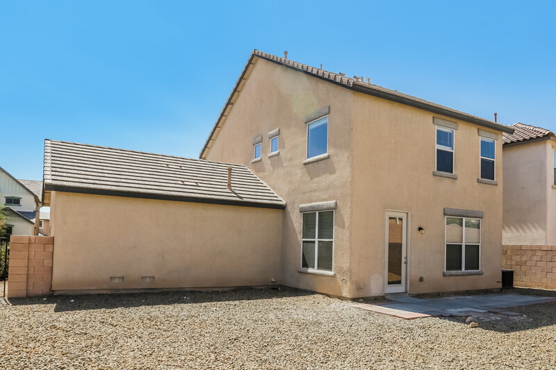 2,075/Mo, 5945 Tamarack Lodge Ln North Las Vegas, NV 89081 Rear View