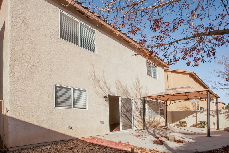 1,790/Mo, 8020 Quilted Bear St Las Vegas, NV 89143 Rear View