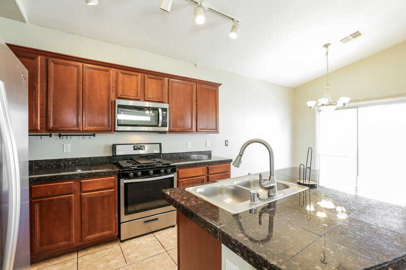 2,290/Mo, 9124 Black Elk Ave Las Vegas, NV 89143 Kitchen View 2