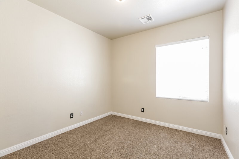 2,290/Mo, 9124 Black Elk Ave Las Vegas, NV 89143 Office View