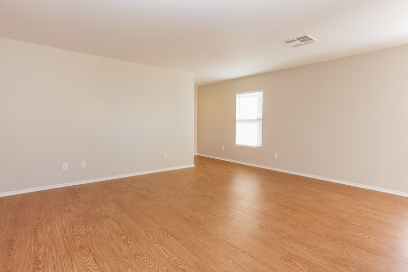 1,710/Mo, 3113 Hartley Cove Ave North Las Vegas, NV 89081 Living Room View 2