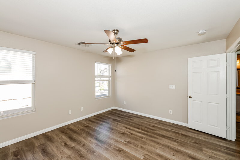 2,140/Mo, 8329 Wildwood Glen Dr Las Vegas, NV 89131 Main Bedroom View 2