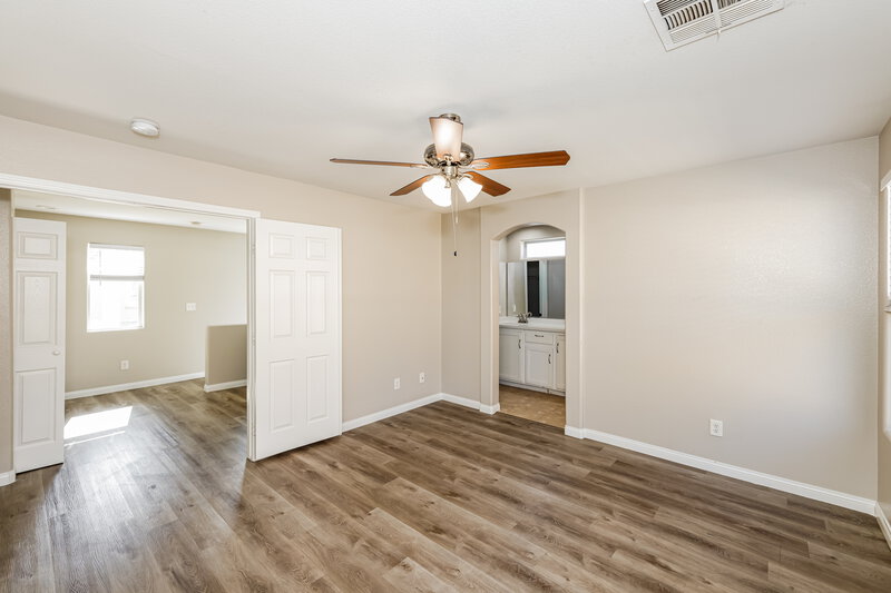 2,140/Mo, 8329 Wildwood Glen Dr Las Vegas, NV 89131 Main Bedroom View 3