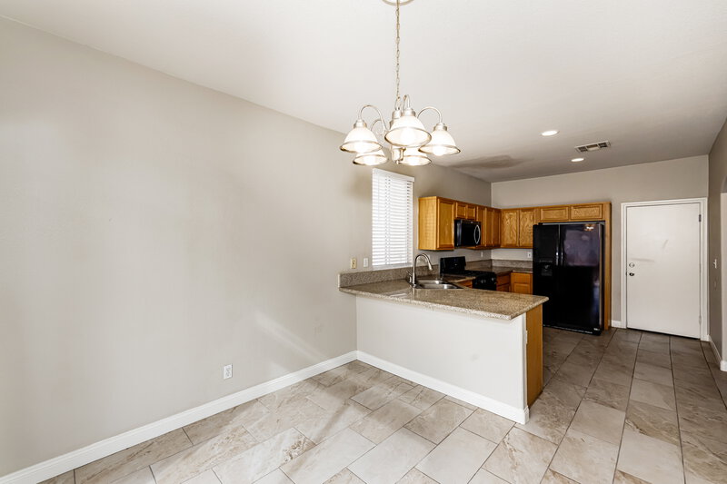1,995/Mo, 1035 Sweeping Vine Ave Las Vegas, NV 89183 Dining Room View