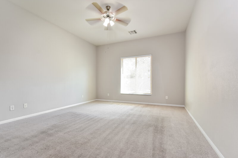 2,700/Mo, 10510 Eagle Nest St Las Vegas, NV 89141 Main Bedroom View