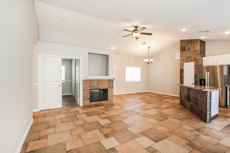 1,835/Mo, 2430 Inlet Beach Ct North Las Vegas, NV 89031 Living Room View 2