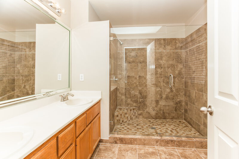 2,335/Mo, 3534 N Campbell Rd Las Vegas, NV 89129 Master Bathroom View