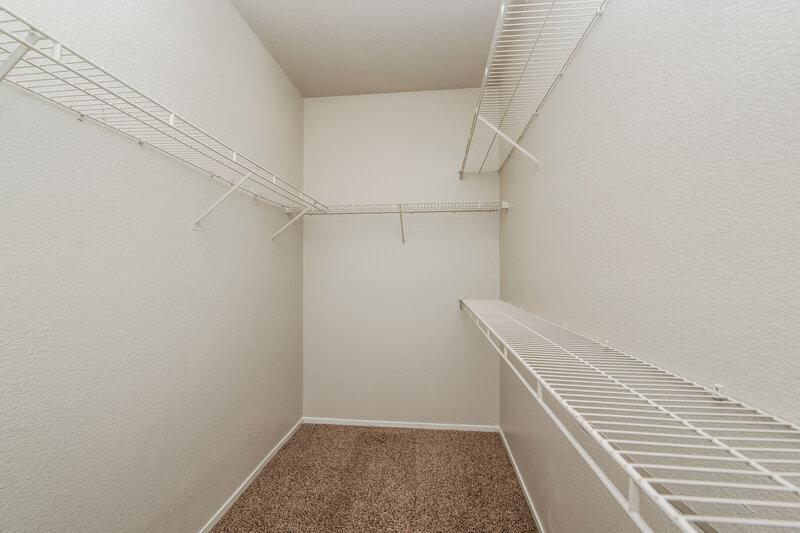 2,000/Mo, 2520 Bahama Point Ave North Las Vegas, NV 89031 Walk In Closet View