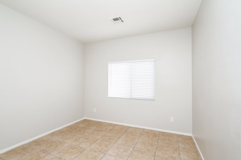 3,210/Mo, 4128 Autumndale Ave North Las Vegas, NV 89031 Bedroom View 3