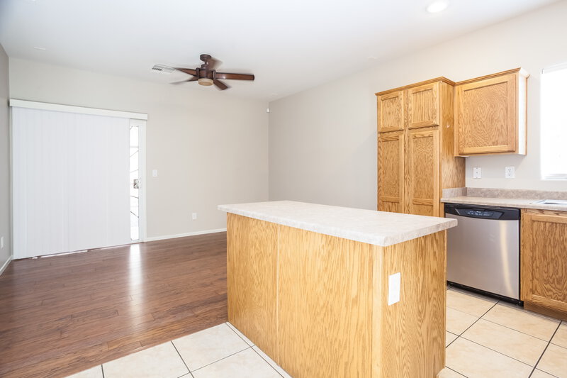 1,965/Mo, 3640 Terneza Ave North Las Vegas, NV 89081 Kitchen View 2