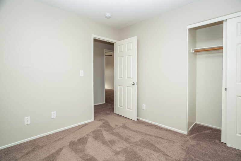 1,965/Mo, 3640 Terneza Ave North Las Vegas, NV 89081 Bedroom View