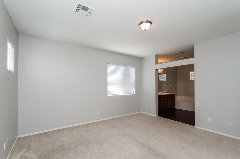 2,075/Mo, 3525 Simmering Sun Ct North Las Vegas, NV 89081 Master Bedroom View 2