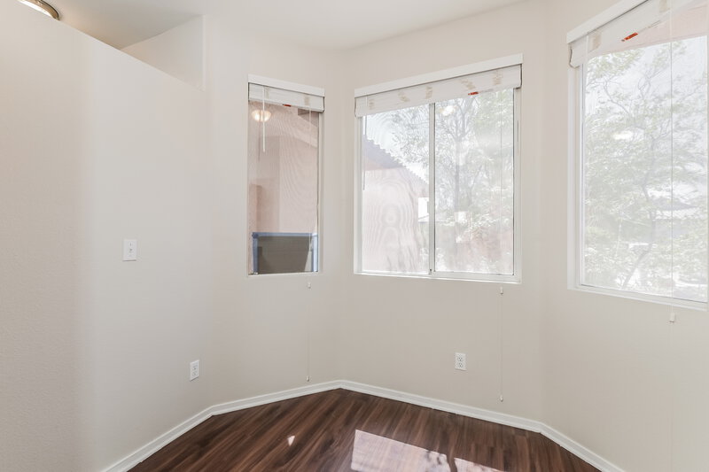 2,175/Mo, 9130 Sea Cove St Las Vegas, NV 89123 Dining Room View