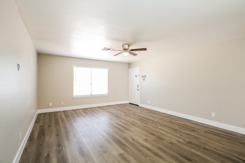1,765/Mo, 4329 Wendy Ln Las Vegas, NV 89115 Misc View