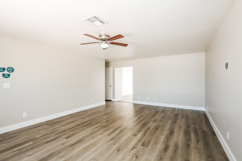 1,765/Mo, 4329 Wendy Ln Las Vegas, NV 89115 Misc View 2