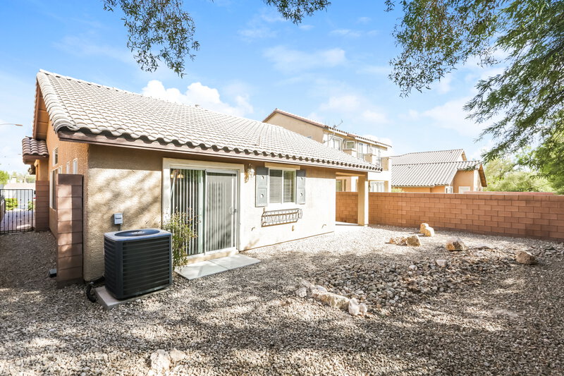 1,955/Mo, 7443 Glorious Sun Dr Las Vegas, NV 89178 Rear View