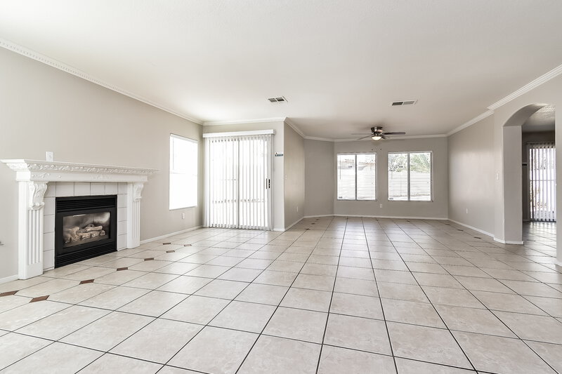 2,230/Mo, 4841 Villa Elisa Circle North Las Vegas, NV 89031 Living Room View