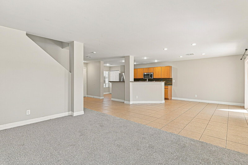 2,225/Mo, 733 Red Bark Ln Henderson, NV 89011 Living Room View 2