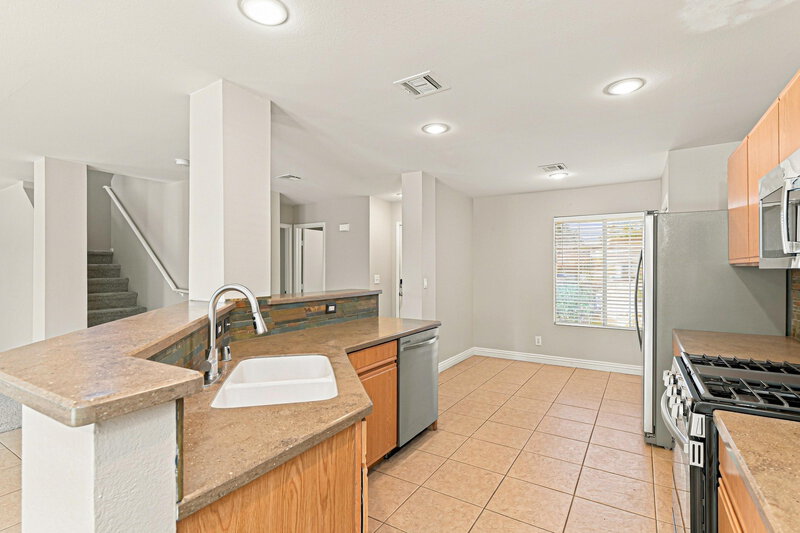 2,225/Mo, 733 Red Bark Ln Henderson, NV 89011 Kitchen View 2