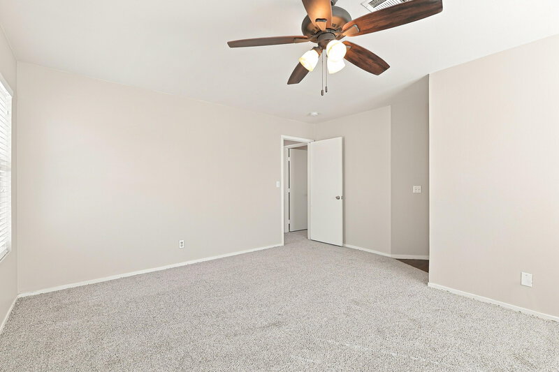 2,225/Mo, 733 Red Bark Ln Henderson, NV 89011 Primary Bedroom View 2