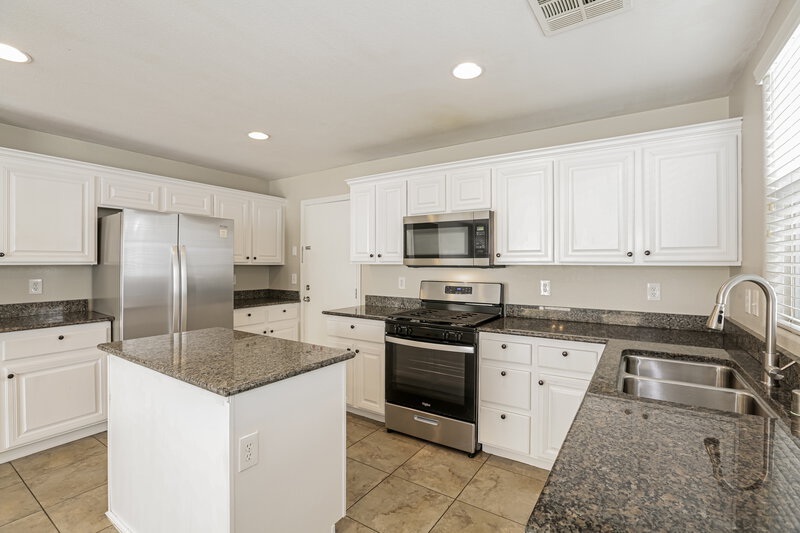 1,950/Mo, 8964 Candice Creek Ct Las Vegas, NV 89149 Kitchen View
