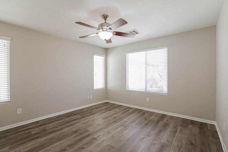 1,950/Mo, 8964 Candice Creek Ct Las Vegas, NV 89149 Main Bedroom View