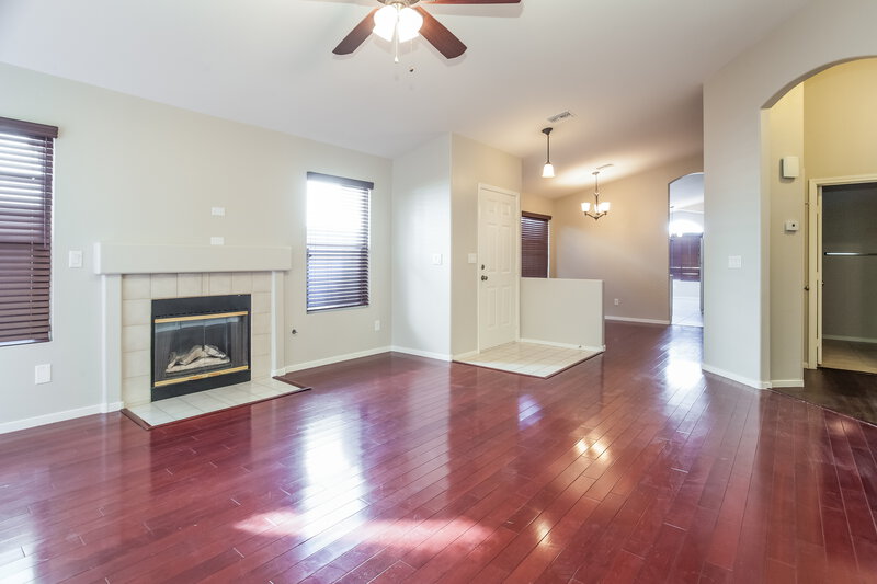 2,045/Mo, 8131 Defiance Avenue Las Vegas, NV 89129 Living Room View