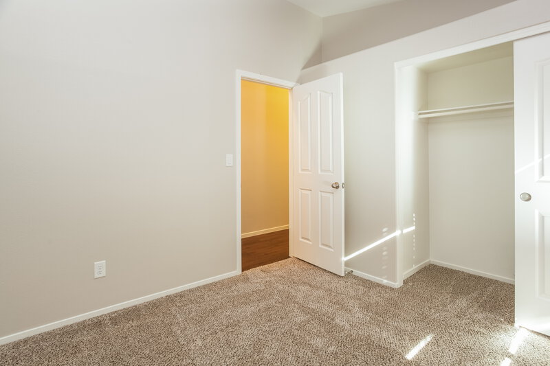 2,045/Mo, 8131 Defiance Avenue Las Vegas, NV 89129 Bedroom View 3