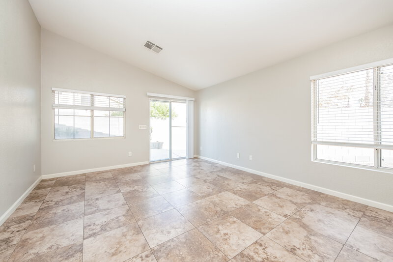 1,940/Mo, 6333 Winter Valley Ct Las Vegas, NV 89130 Family Room View