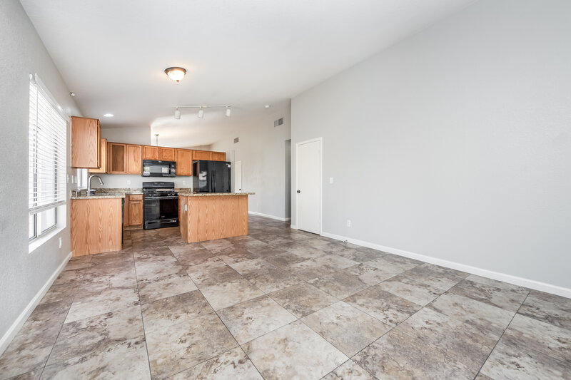 1,940/Mo, 6333 Winter Valley Ct Las Vegas, NV 89130 Family Room View 2