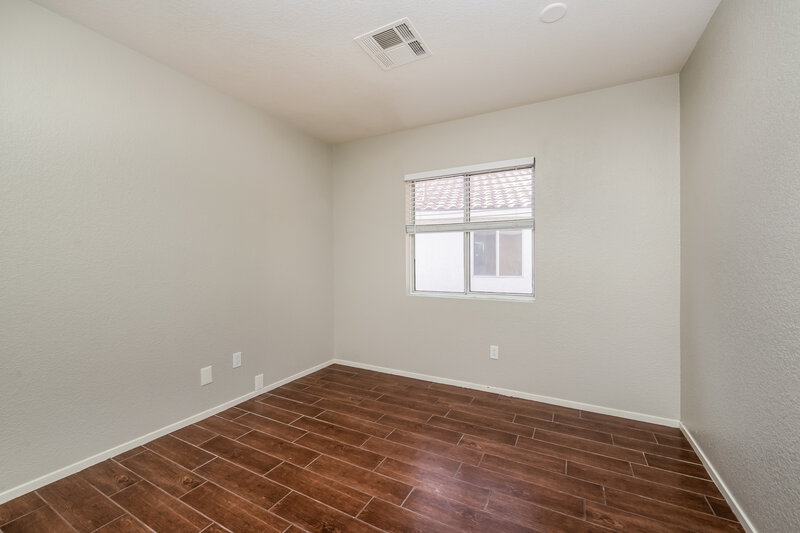 1,940/Mo, 6333 Winter Valley Ct Las Vegas, NV 89130 Bedroom View
