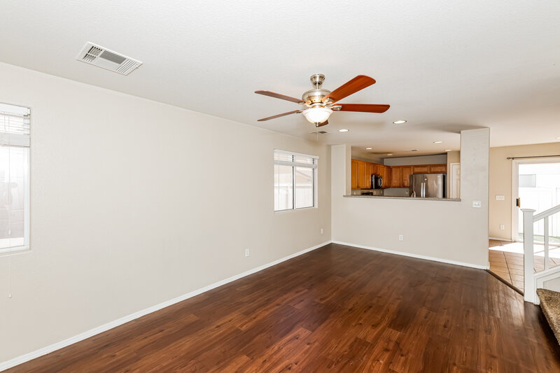 2,140/Mo, 1040 Valetta Flat Ave Las Vegas, NV 89183 Living Room View
