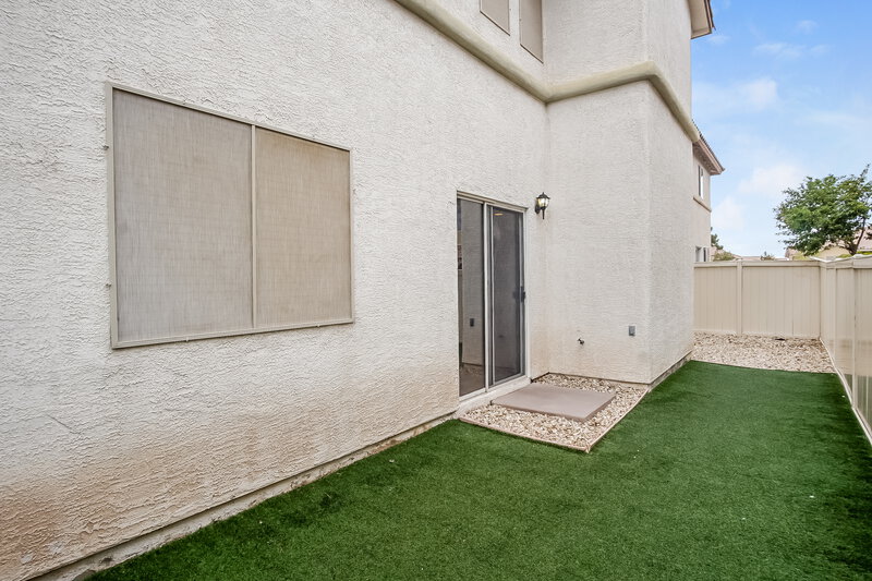 3,330/Mo, 1040 Valetta Flat Ave Las Vegas, NV 89183 Rear View
