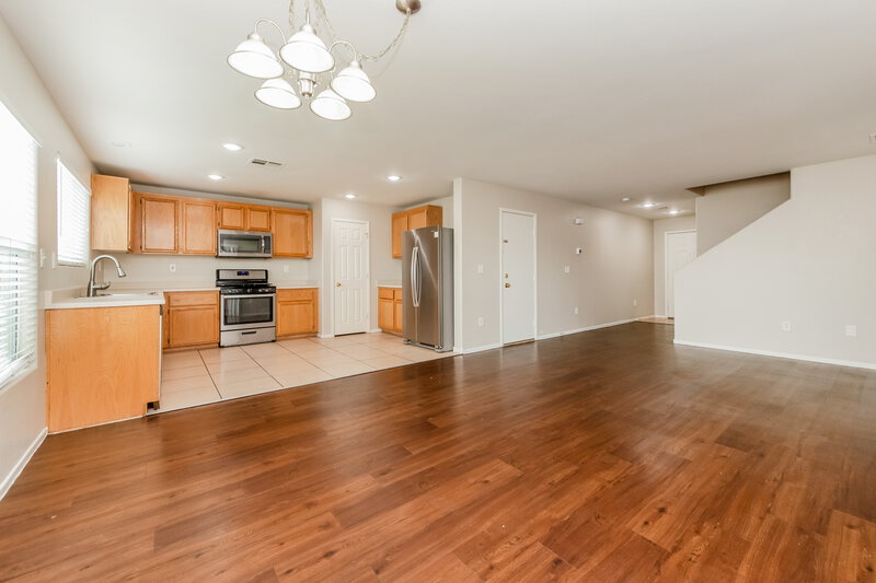 0/Mo, 4268 Perfect Drift St Las Vegas, NV 89129 Dining Room View