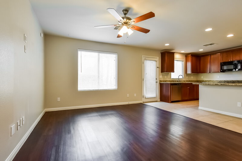 2,105/Mo, 10607 Seasonable Dr Las Vegas, NV 89129 Living Room View