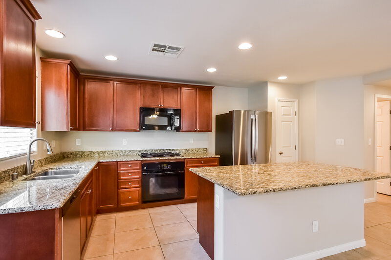 2,105/Mo, 10607 Seasonable Dr Las Vegas, NV 89129 Kitchen View 2