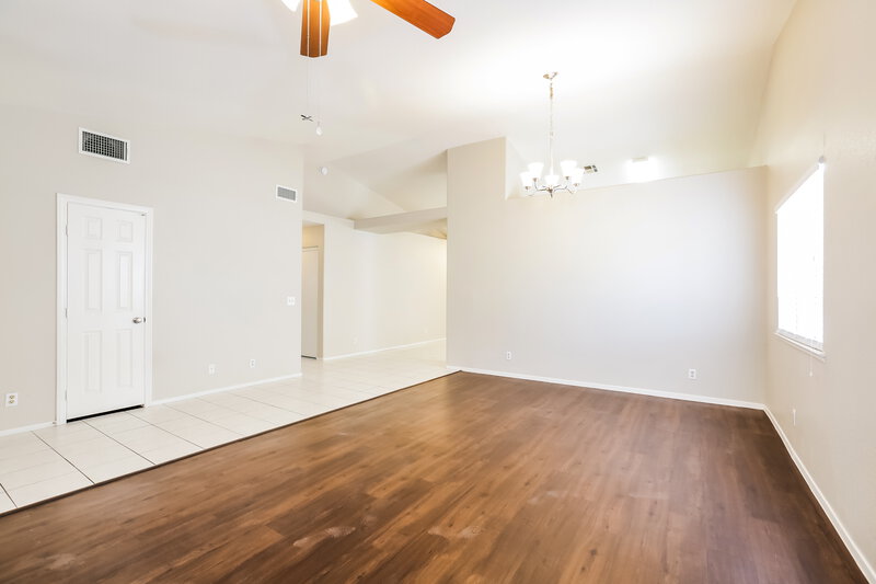 2,015/Mo, 5021 Drummond Rd Las Vegas, NV 89130 Living Room View