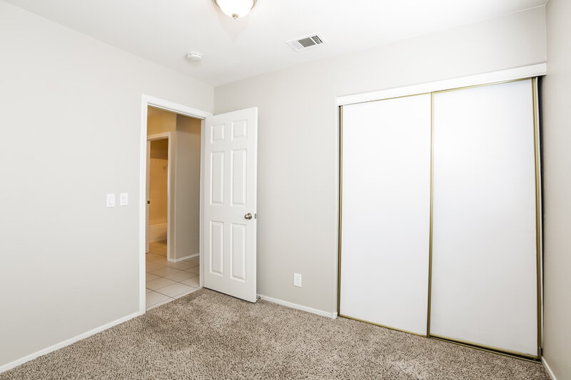 2,015/Mo, 5021 Drummond Rd Las Vegas, NV 89130 Bedroom View 2