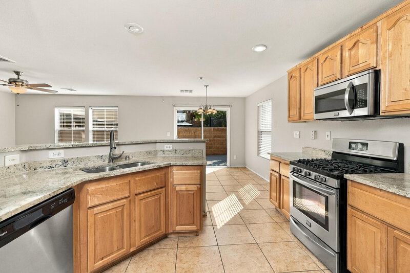 1,970/Mo, 171 Scenic Lookout Ave Henderson, NV 89002 Kitchen View