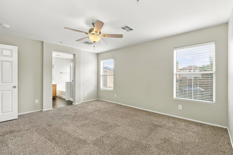 1,970/Mo, 171 Scenic Lookout Ave Henderson, NV 89002 Primary Bedroom View 2