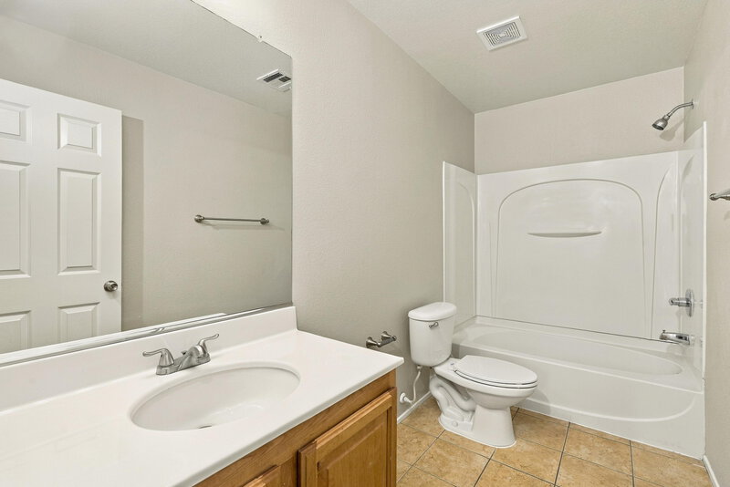 1,970/Mo, 171 Scenic Lookout Ave Henderson, NV 89002 Bathroom View 2
