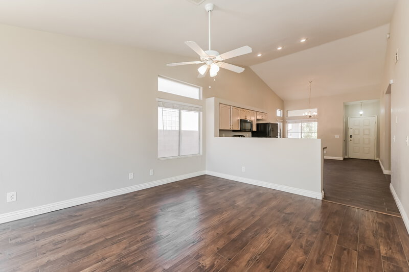 1,750/Mo, 1908 Casa Verde North Las Vegas, NV 89031 Living Room View 2