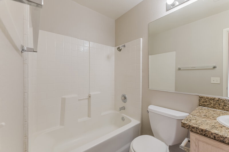 1,750/Mo, 1908 Casa Verde North Las Vegas, NV 89031 Bathroom View