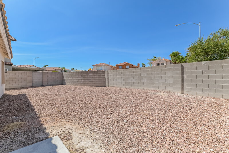 1,750/Mo, 1908 Casa Verde North Las Vegas, NV 89031 Rear View
