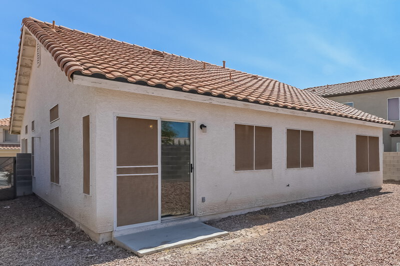 1,750/Mo, 1908 Casa Verde North Las Vegas, NV 89031 Rear View 2