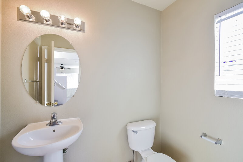 2,165/Mo, 2501 Lady Elizabeth Ct North Las Vegas, NV 89031 Bathroom View