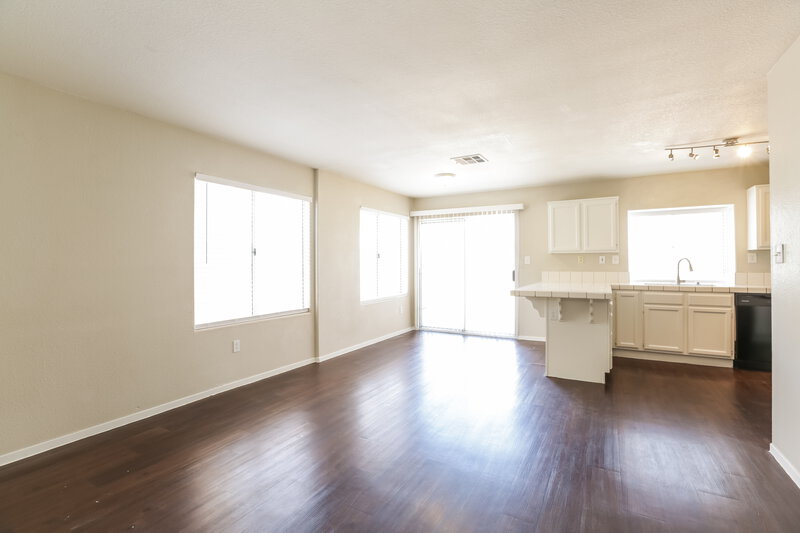 2,020/Mo, 1812 La Villa Drive North Las Vegas, NV 89031 Living Room View