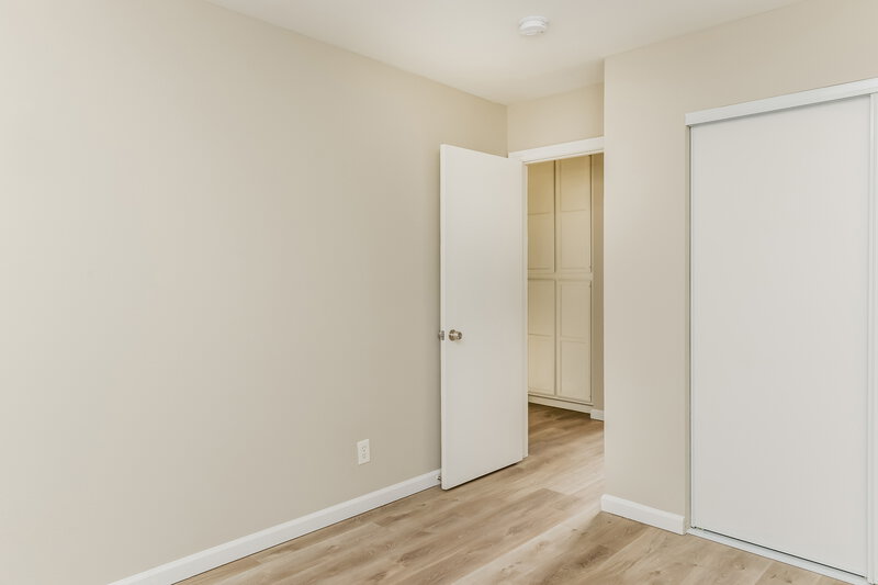2,720/Mo, 8931 Green Jade Dr Las Vegas, NV 89129 Bedroom View