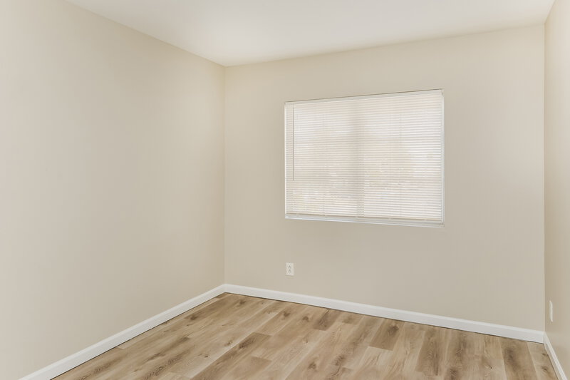 2,720/Mo, 8931 Green Jade Dr Las Vegas, NV 89129 Bedroom View 4