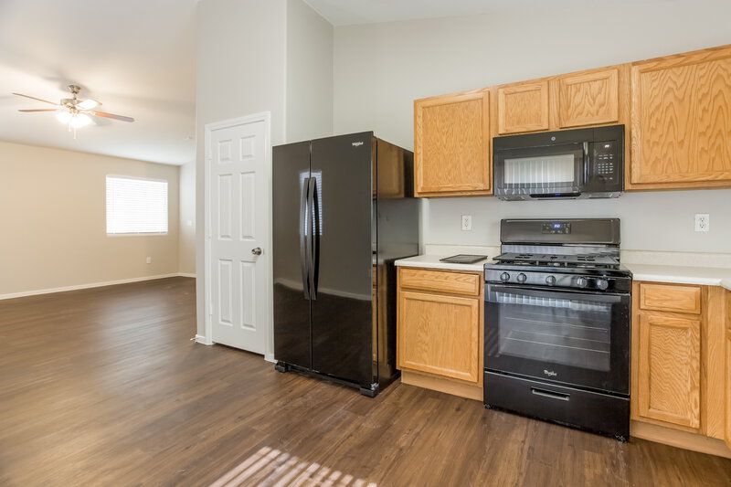 2,005/Mo, 5633 Eagle Claw Ave Las Vegas, NV 89130 Kitchen View 2